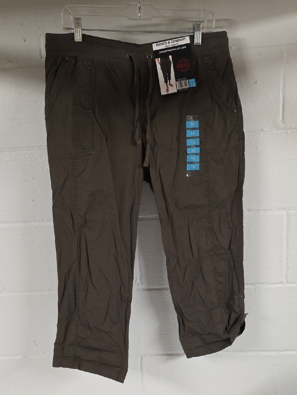 Women’s Olive Drawstring Capris with Pockets